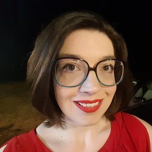 Meet your Posher, Lis